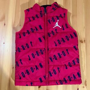 Nike Jordan Baby Boy Puffer Vest Size Medium 5-6 Years 116-122CM Red